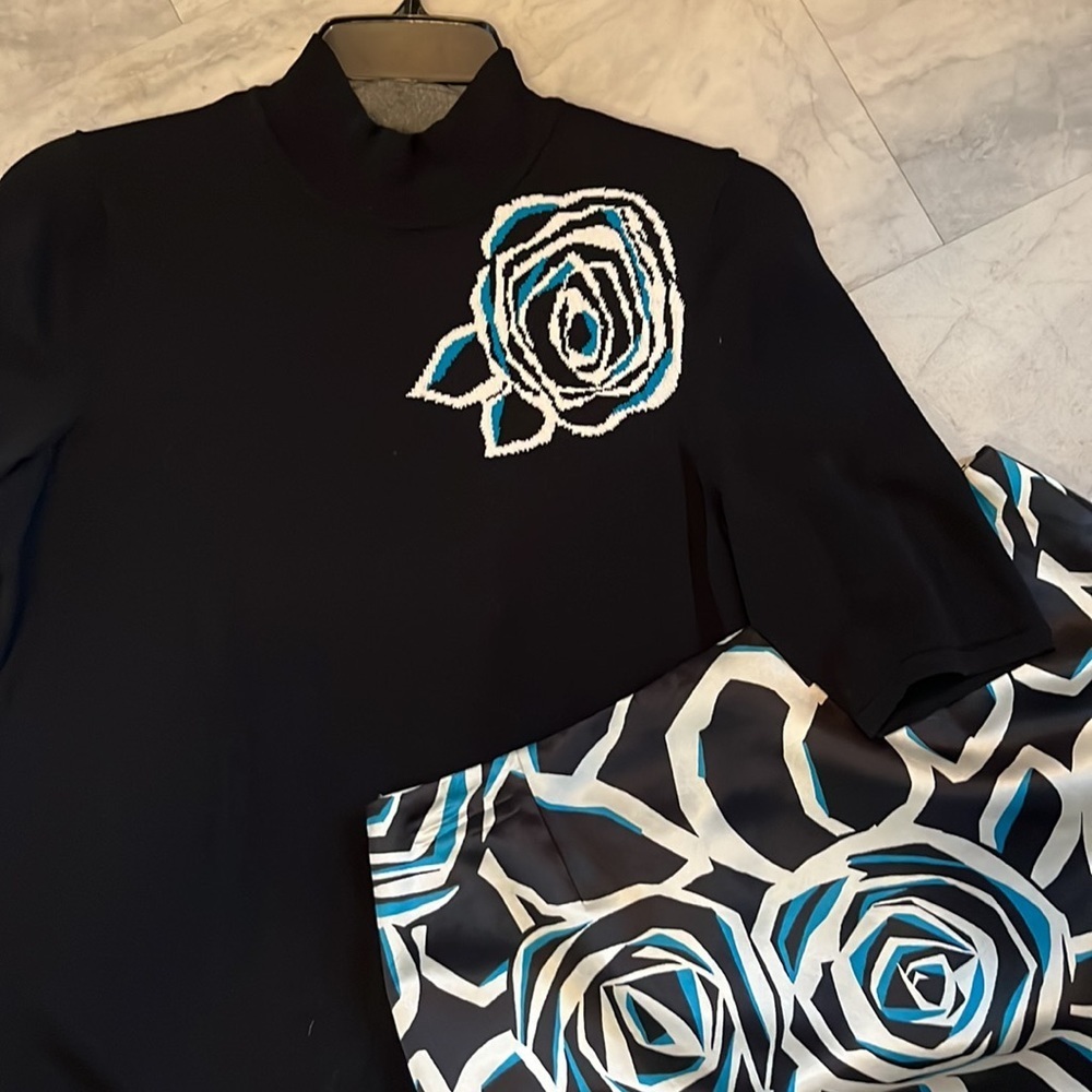 Jones New York   Vintage 2piece set            Short sleeve sweater /Skirt  Sz 4